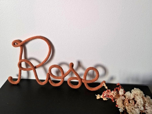 Prénom et mot(s) en tricotin